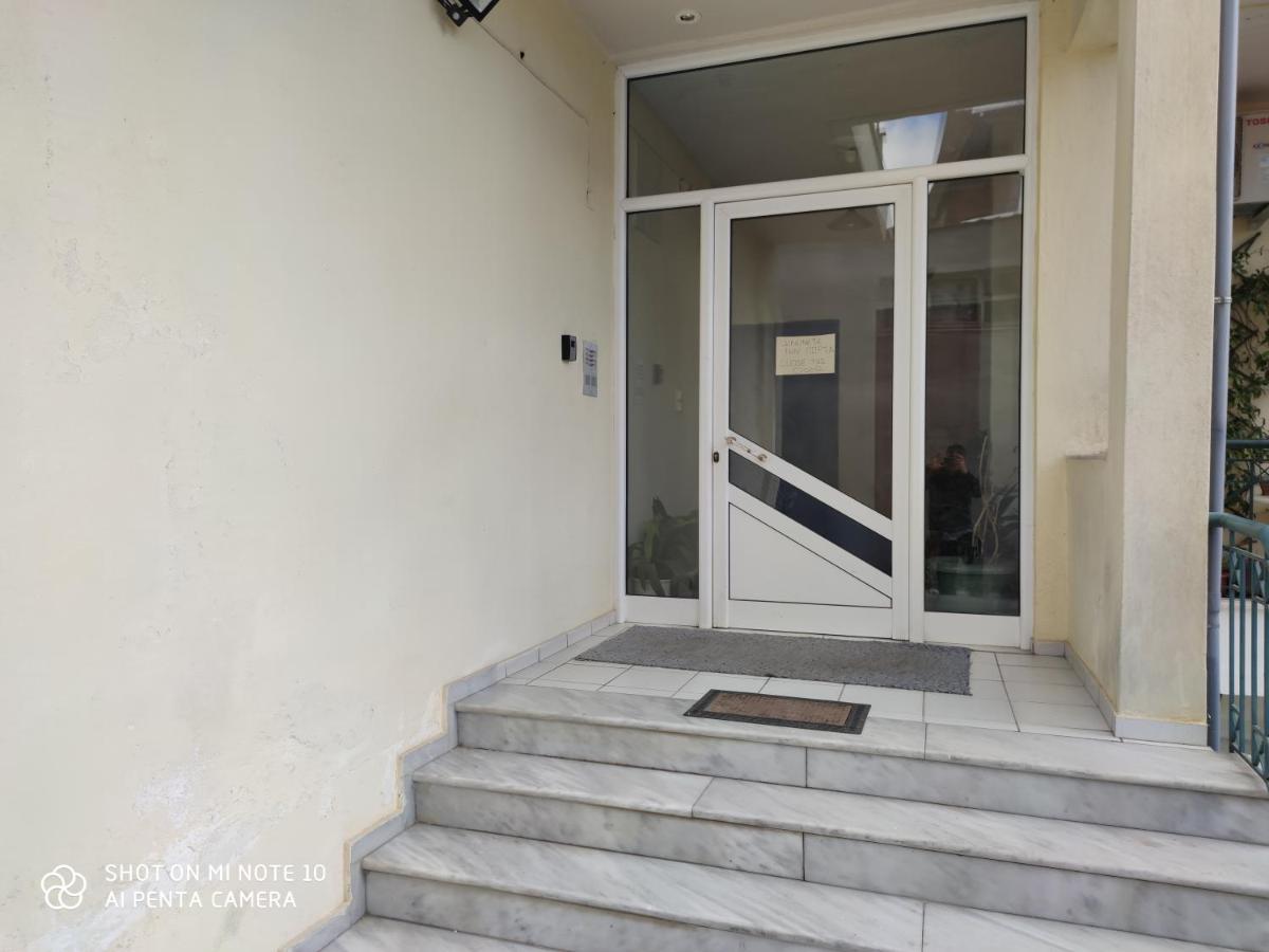 Luxury City Center Apartment كالامباكا المظهر الخارجي الصورة