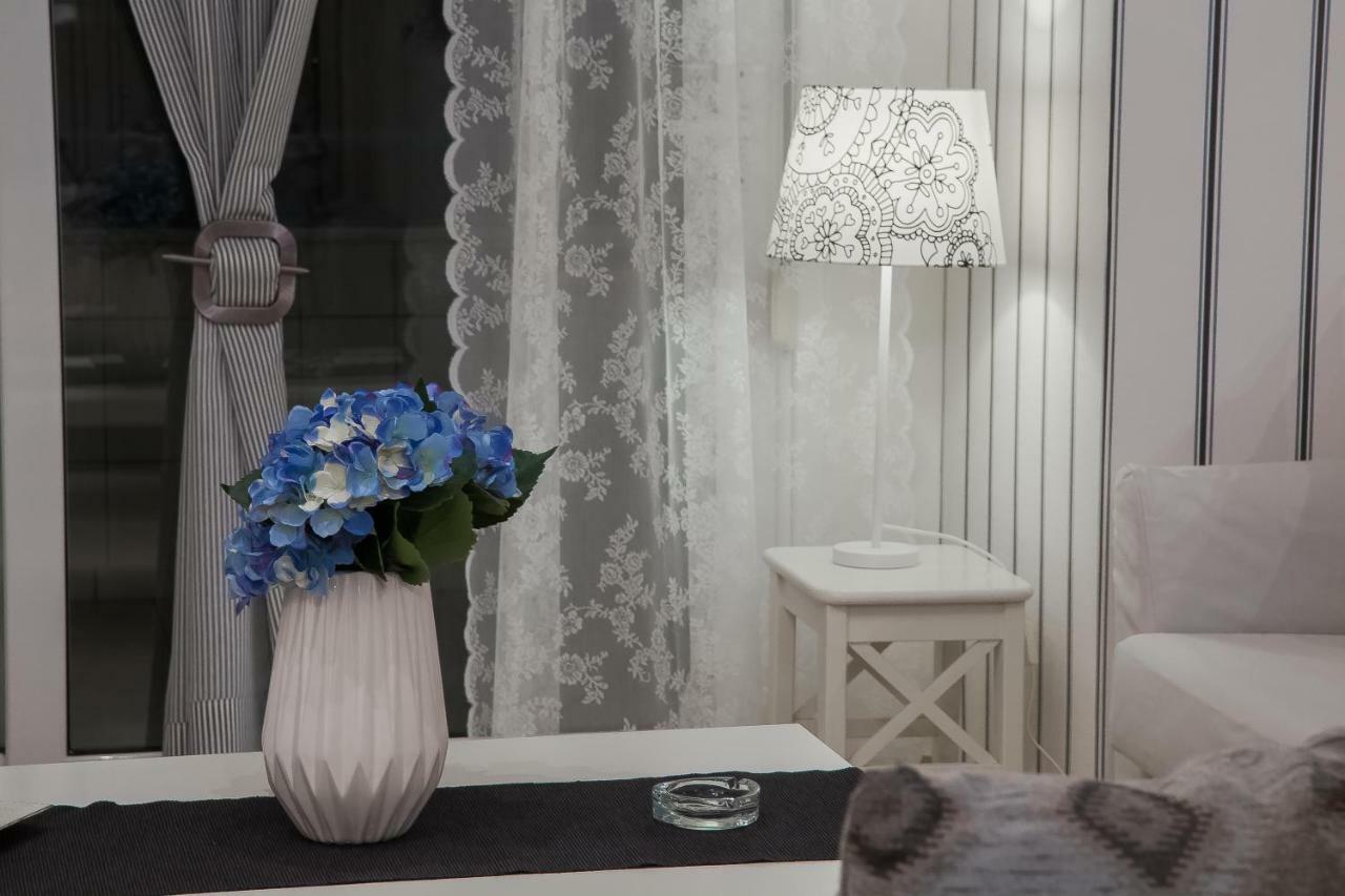 Luxury City Center Apartment كالامباكا المظهر الخارجي الصورة